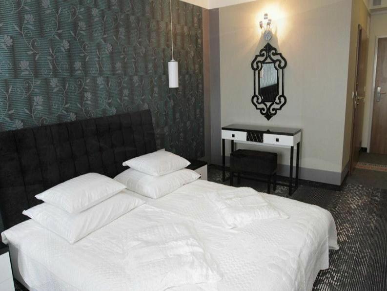 Hotel Europa photo
