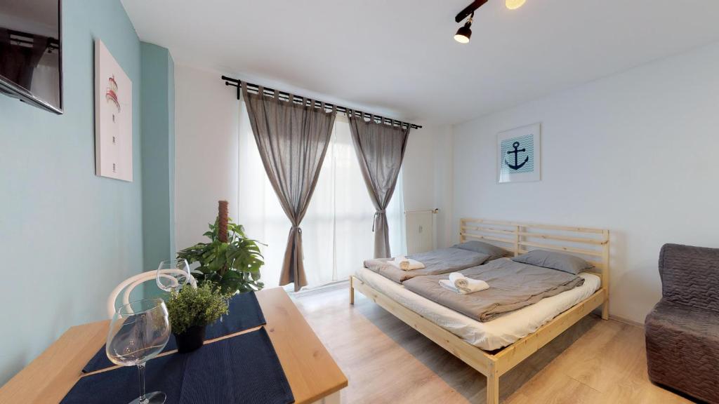 Studio steps from Nivy & Main Bus Station, Bratislava