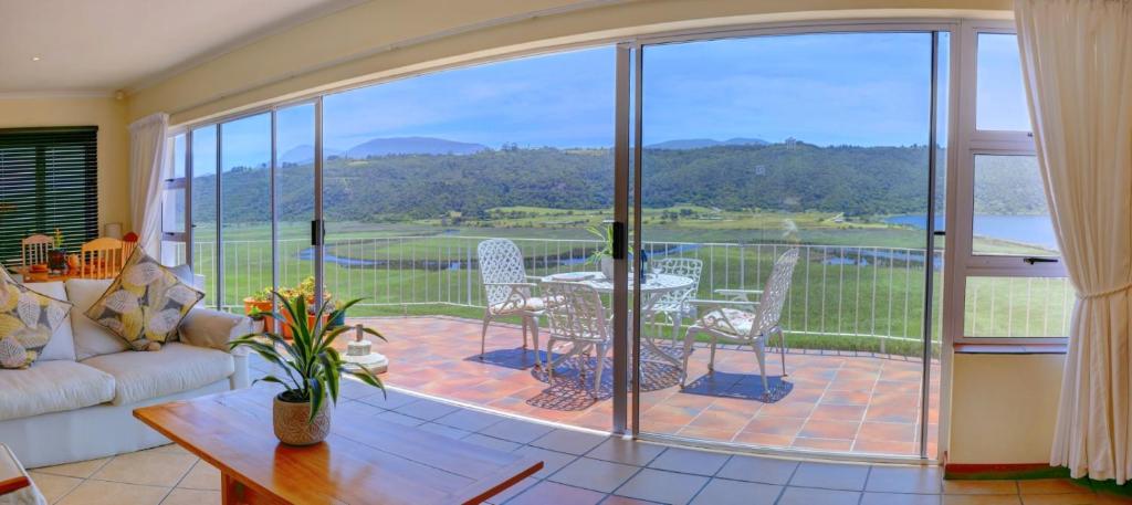 Wilderness Lake View Self-Catering