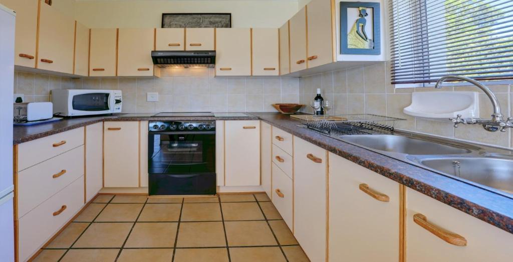 Wilderness Lake View Self-Catering