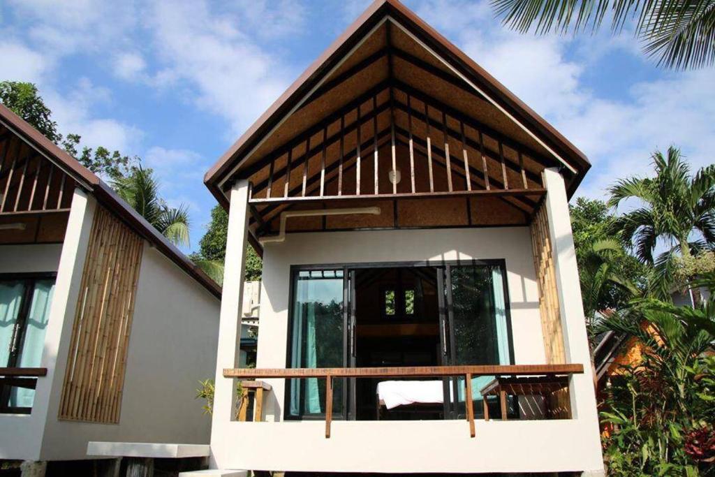 Anattaya Holiday Home — Hotel in Phang Nga