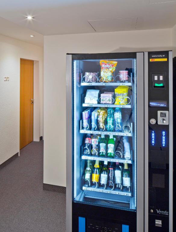 อาหารและเครื่องดื่ม