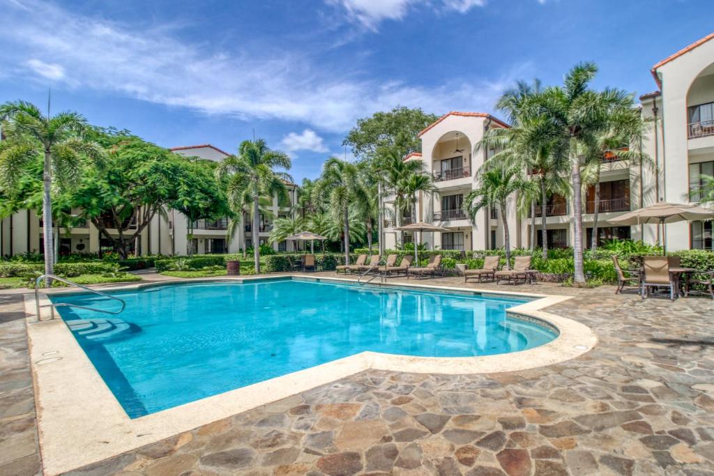 Pacifico Townhouse 102 photo
