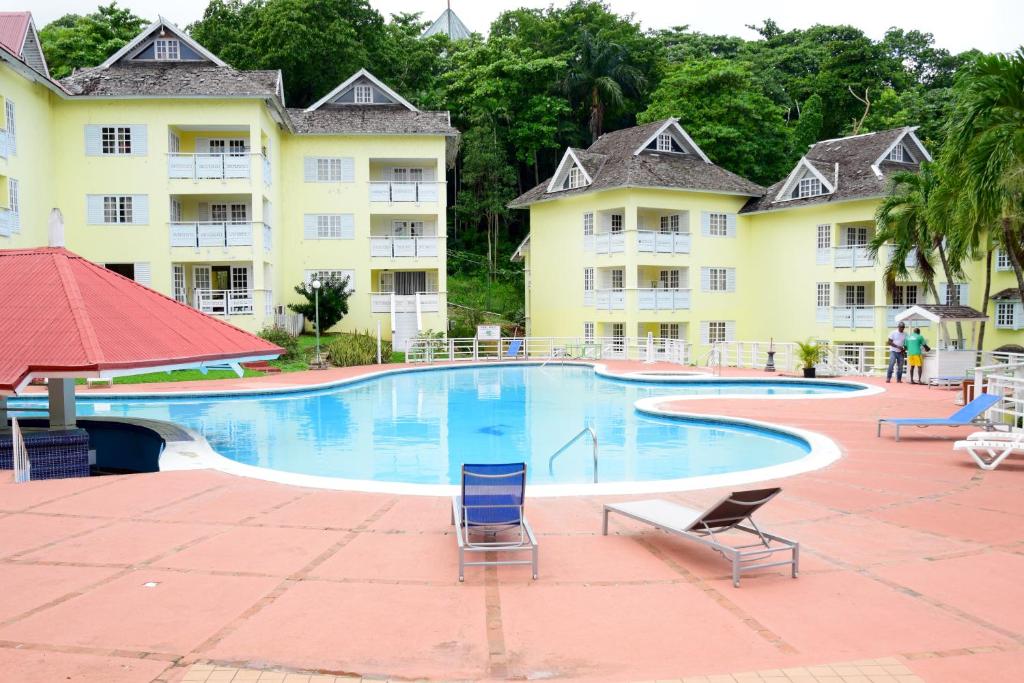 RIVER SIDE Apt 9 @ Mystic Ridge. photo