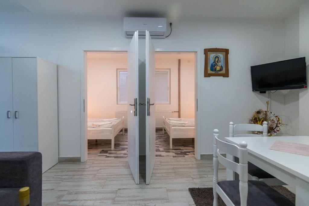 Apartment BB - 4
