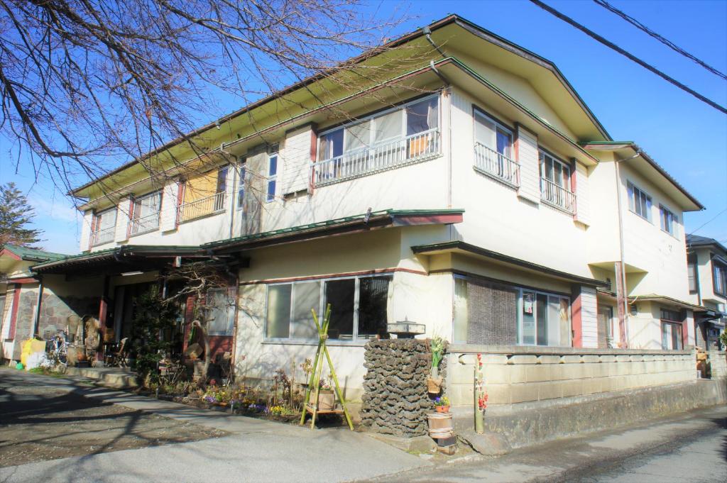 Ryokan Fuji Heights — Hotel in Fujikawaguchiko