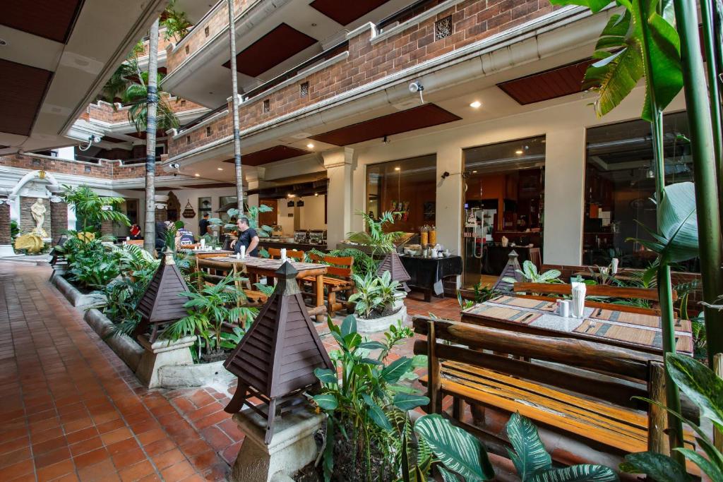 Restaurant, Raming Lodge Hotel in Chiang Mai