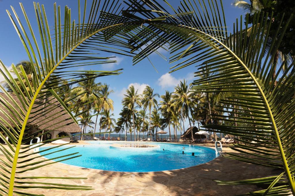 Sandies Tropical Village photo