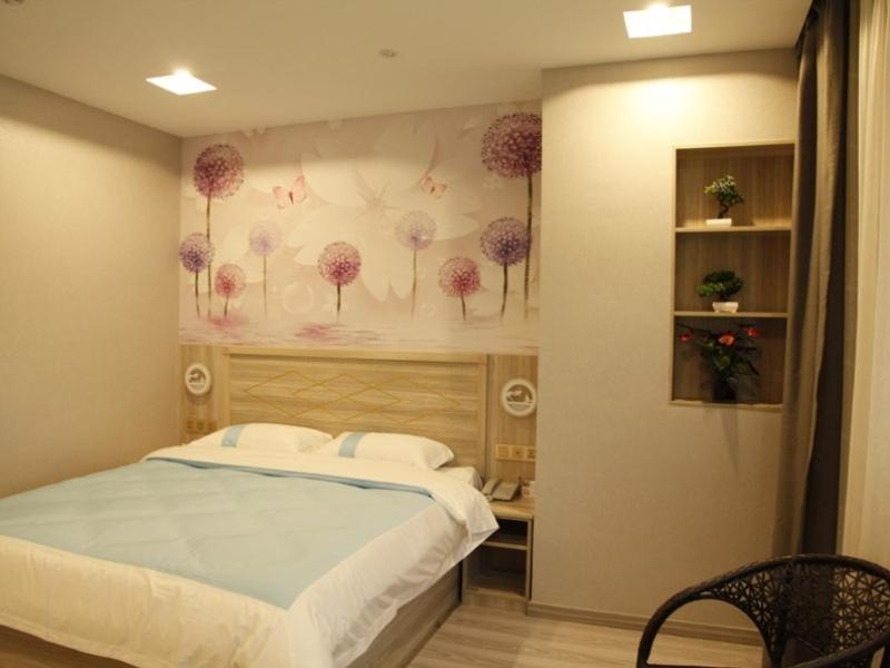 Shell Nanjing Yuhuatai District  Meishan Town Wanghai Pedestrian Street Hotel photo