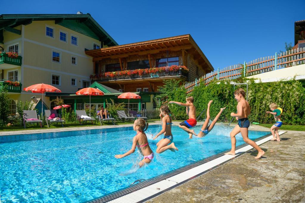 Wohlfühlresort und Feriengut Martinerhof - 2
