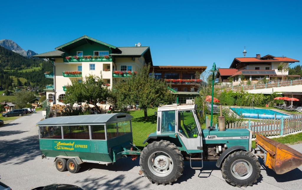 Wohlfühlresort und Feriengut Martinerhof - 4