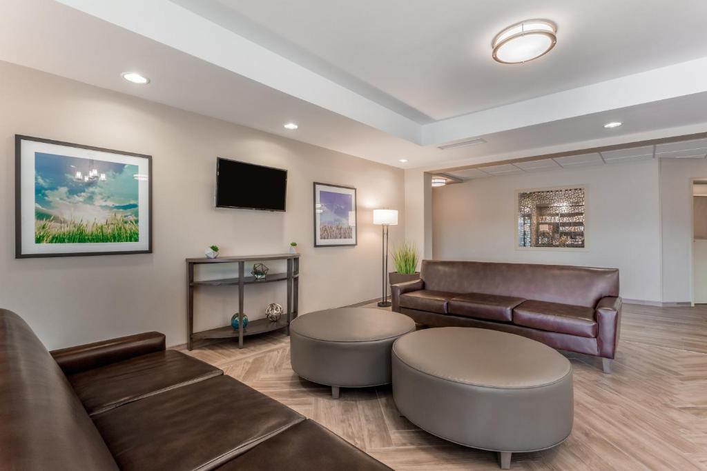Candlewood Suites Bethlehem South photo