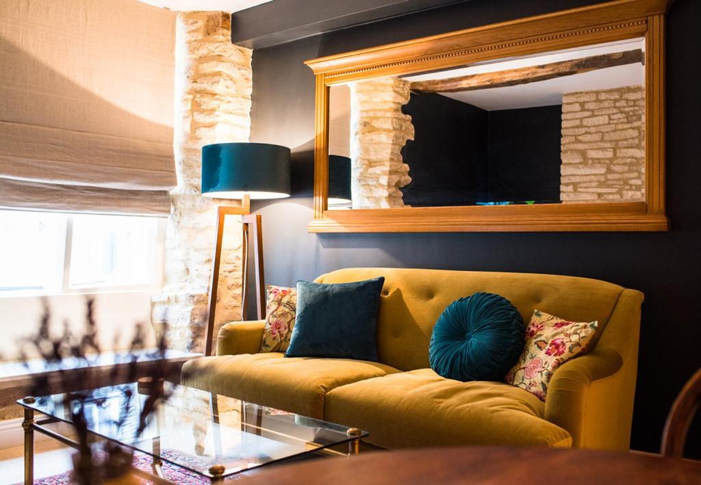 Cirencester Villa Sleeps 3 WiFi