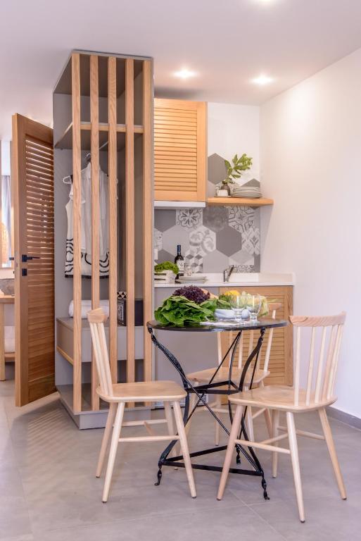 Kitchen, Laia Seafront Luxury Apartments in Crete Island