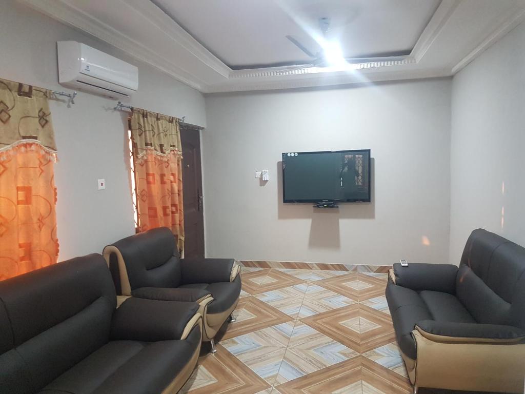 Private Executive Apartments — Hotel in Accra