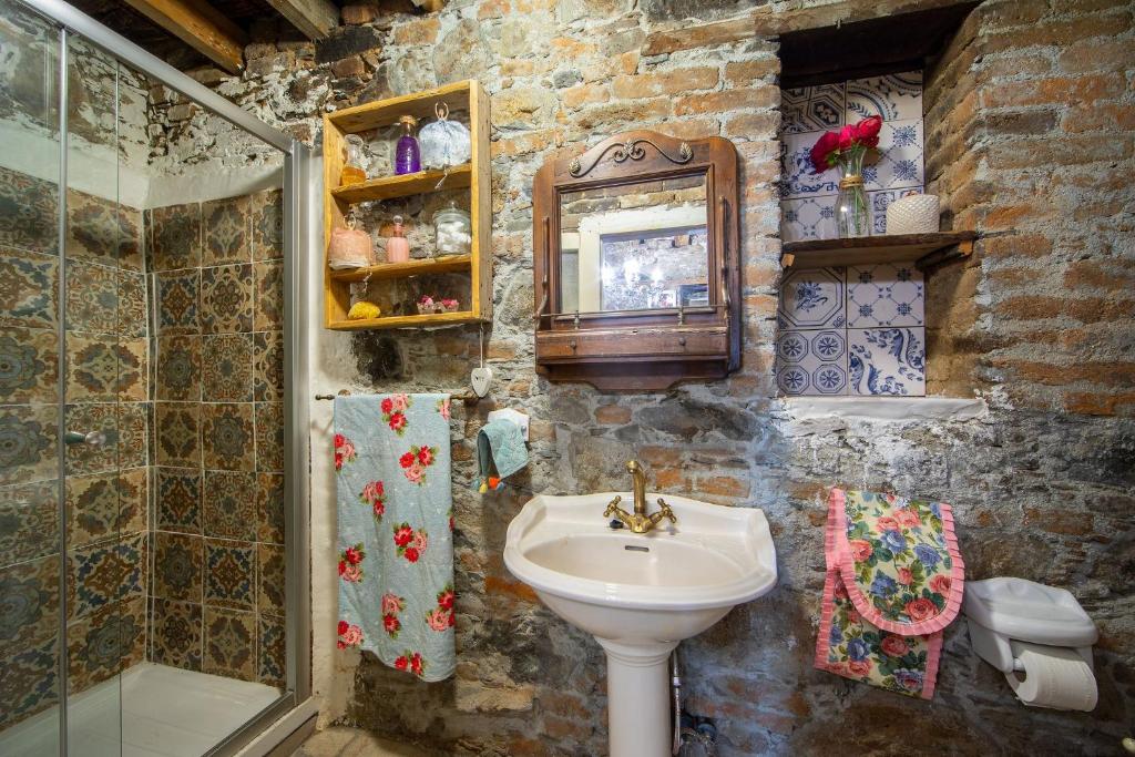 Tina's Country Home photo