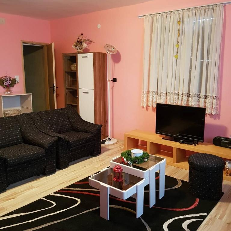 Apartment Lena — Hotel in Kopaonik