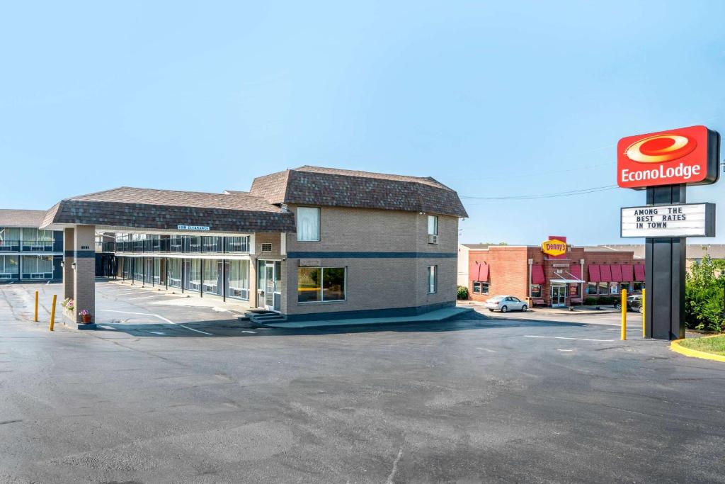 Econo Lodge near Missouri University of Science and Technology