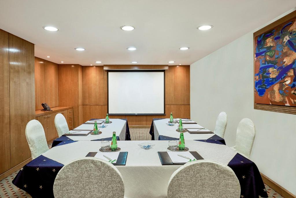 Meeting room / ballrooms