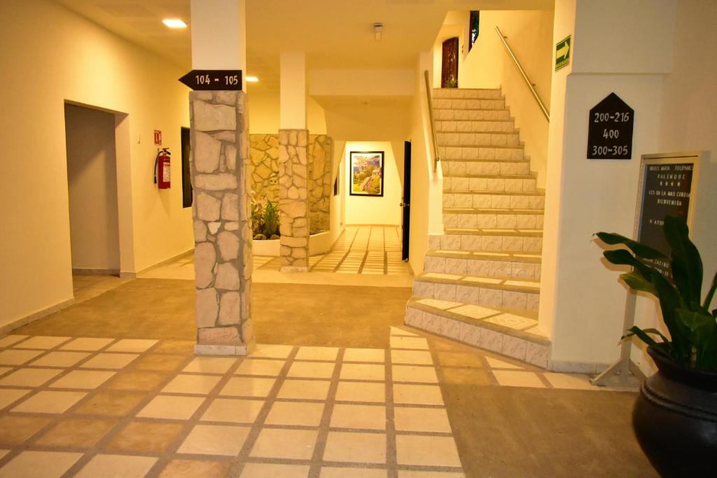 Maya Tulipanes Express photo