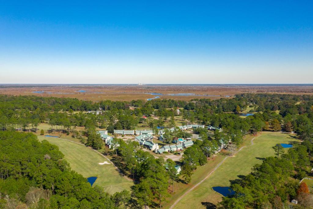 Crown Resorts at Hickory Hills photo