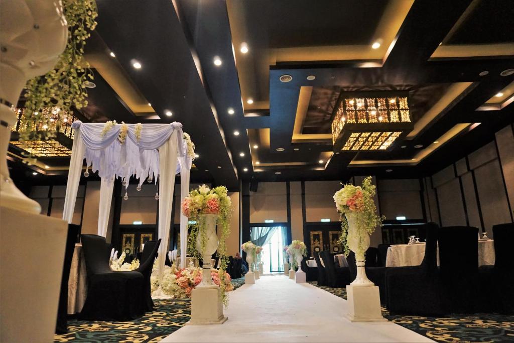 Banquet hall, Mudzaffar Hotel in Malacca