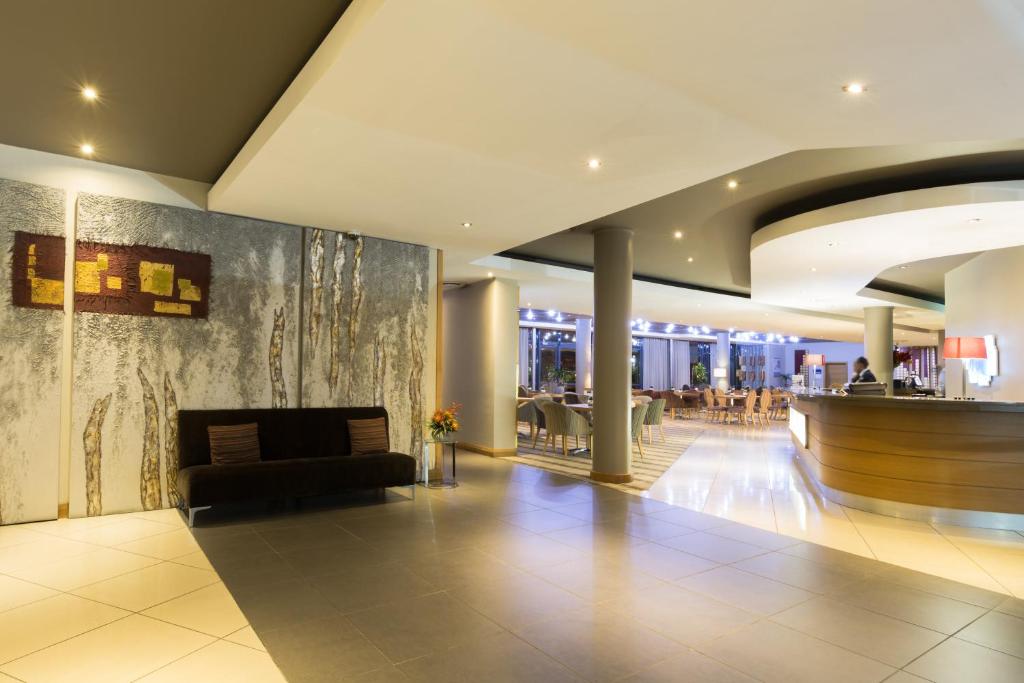 Holiday Inn Express Sandton-Woodmead Photo 5