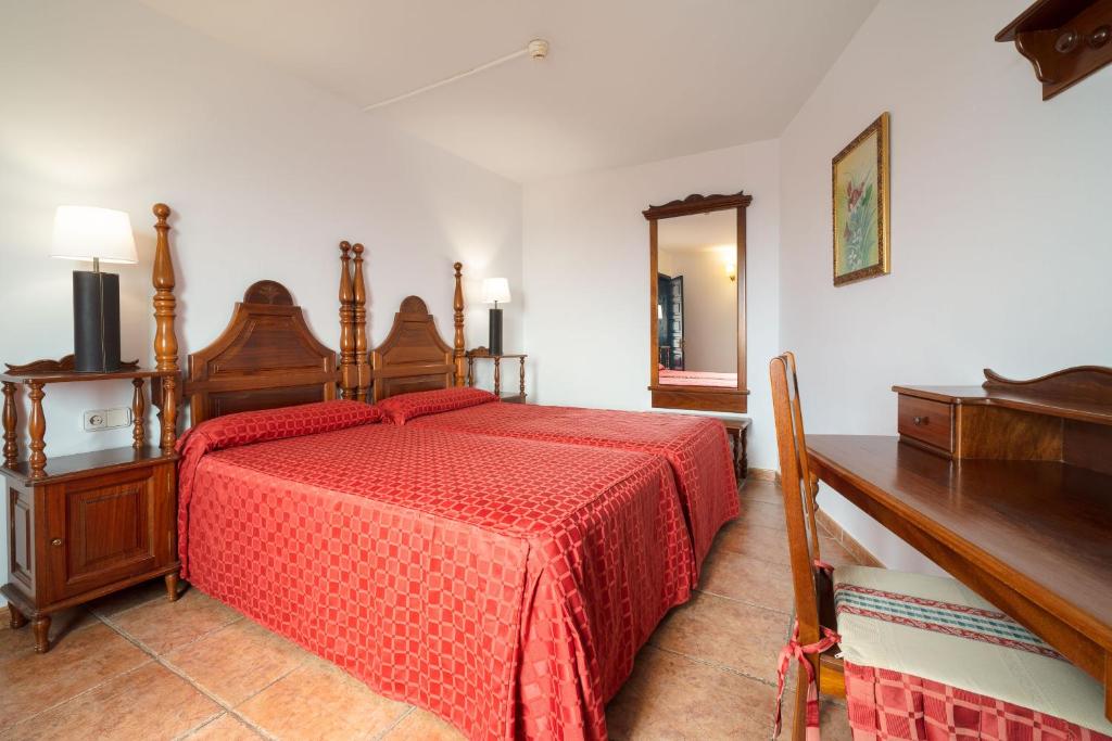 Nazaret Mansion — Hotel rooms in Costa Teguise, Canary Islands