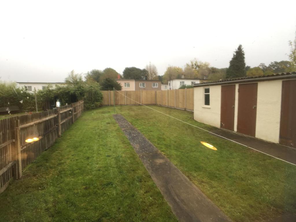 MyCityHaven The KingsWeston - flexible home sleeps 7 photo