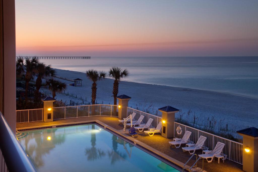 Swimming pool, Holiday Inn Club Vacations Panama City Beach Resort By IHG in Panama City (FL)