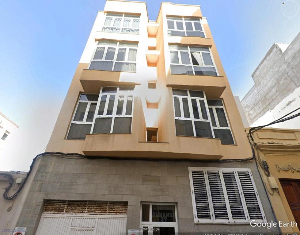 Stylish apartment in Canteras beach photo