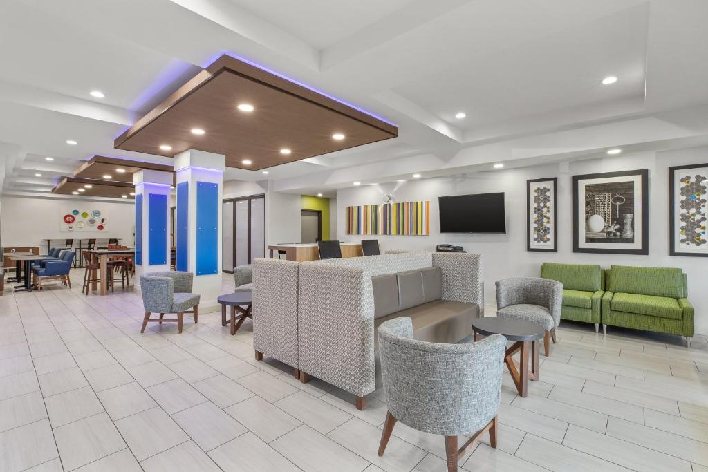 Holiday Inn Express Hotel & Suites Tacoma By IHG 外観