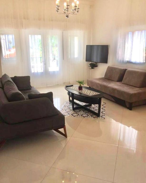 3 Rooms + Parking Hameyasdim 36 photo
