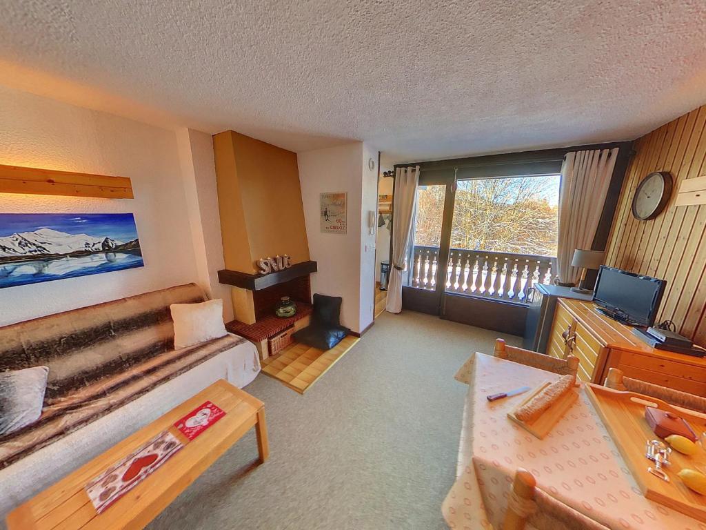 OEI20 - Studio 4/5 Pers proche centre Carroz - 2