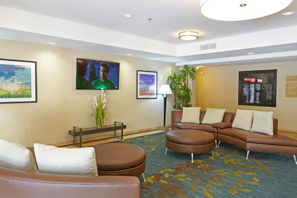 Candlewood Suites San Antonio Airport photo