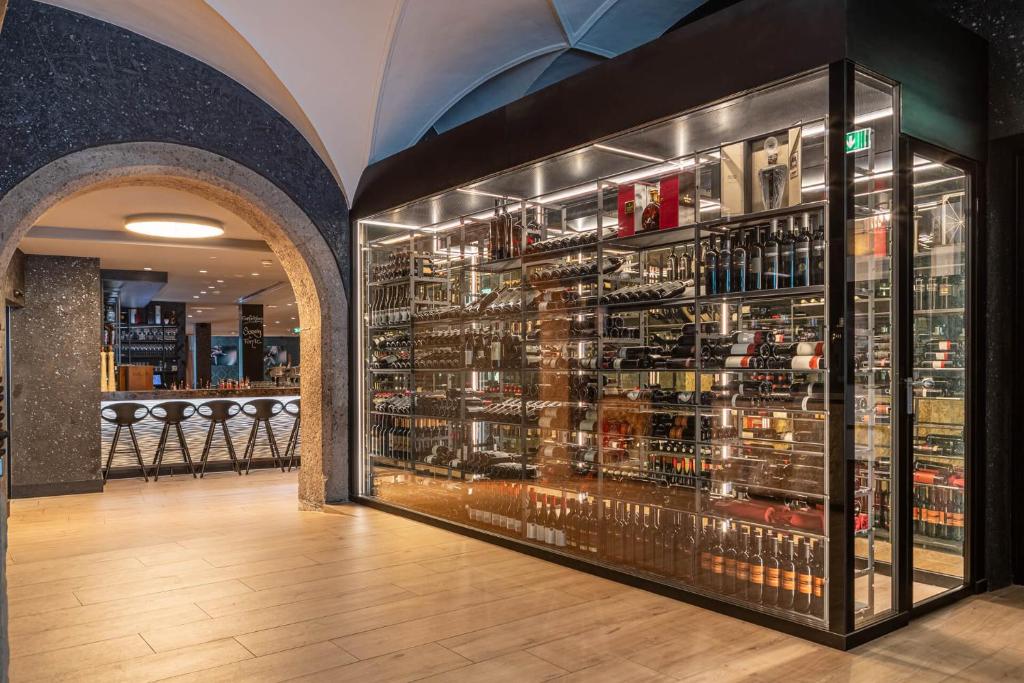 อาหารและเครื่องดื่ม