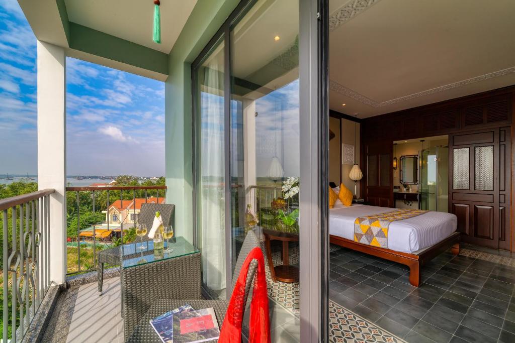 Balcony/terrace, Cozy Savvy Boutique Hotel Hoi An in Hoi An
