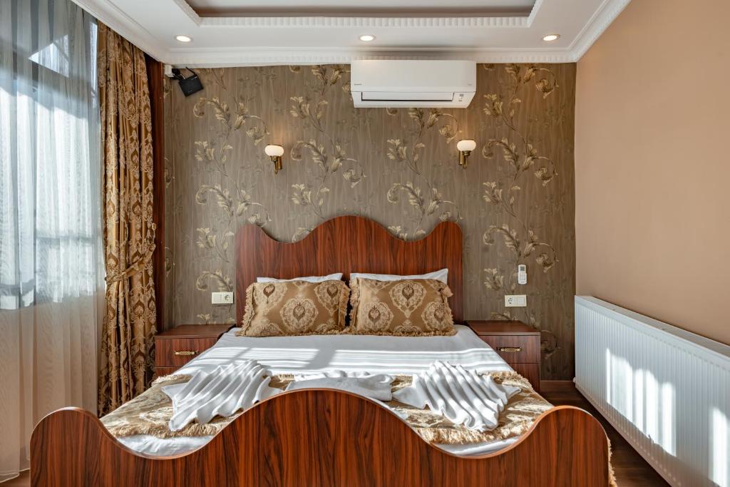 OASIS SUITES OLD CITY photo
