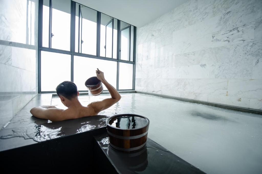 Steamroom