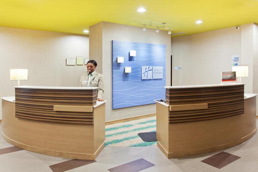 Holiday Inn Express & Suites Warner Robins North West by IHG, Warner Robins