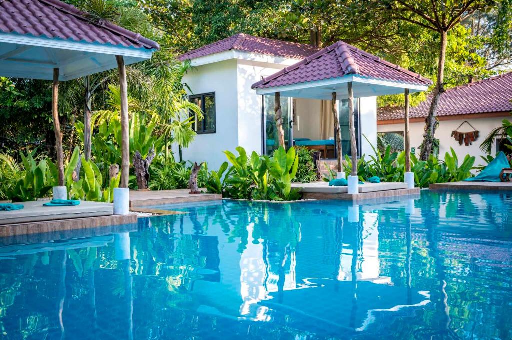 By The Sea Koh Mak Boutique Guesthouse photo