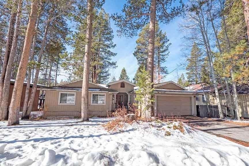 1140 Fairway Drive home