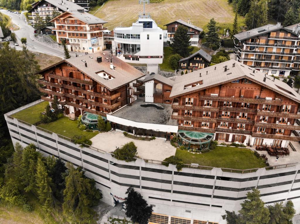 Hôtel Chalet Royal - 4
