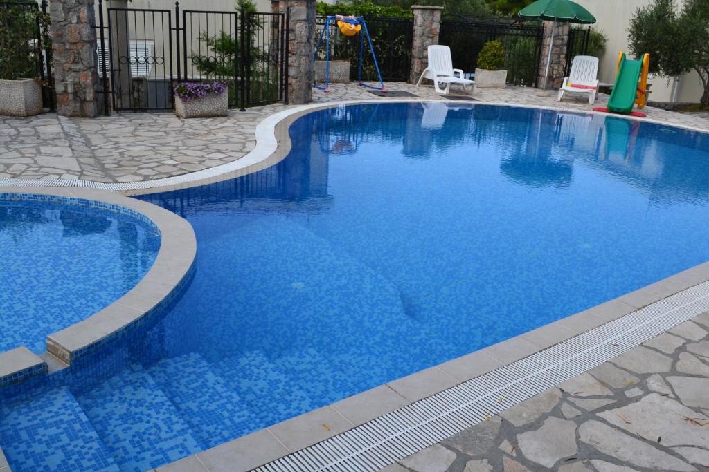 Suntime Villa 7 photo