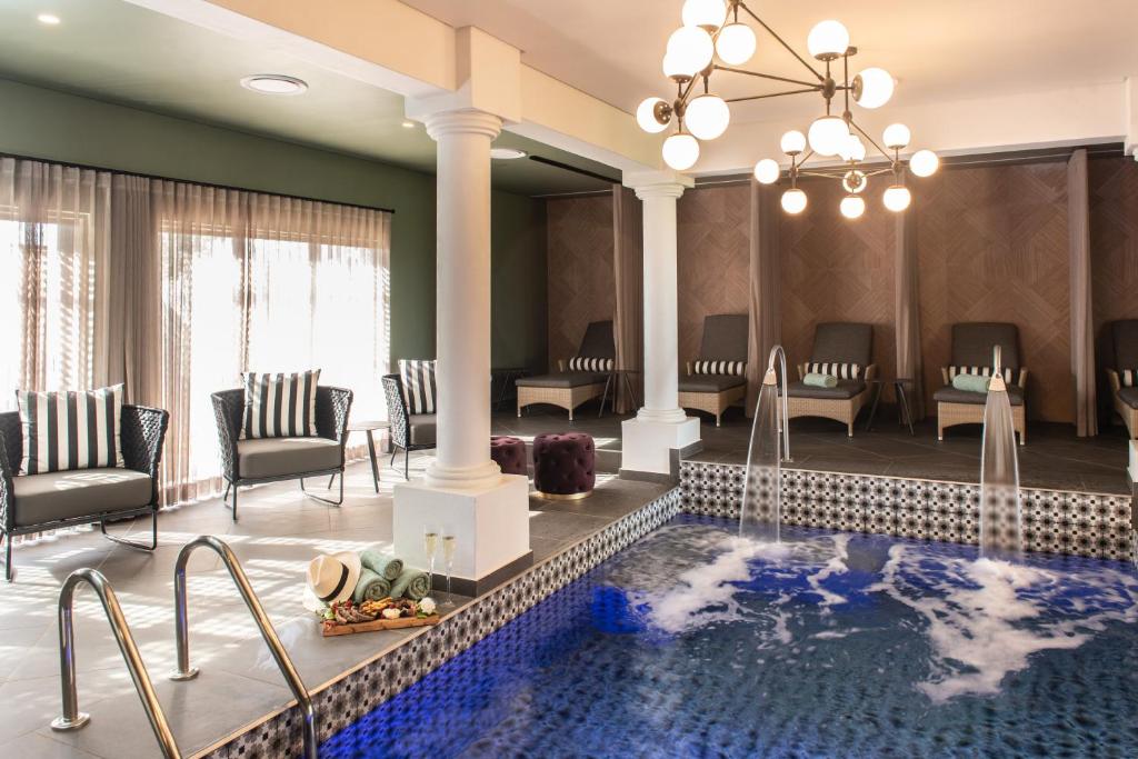The Feather Hill Boutique Hotel photo