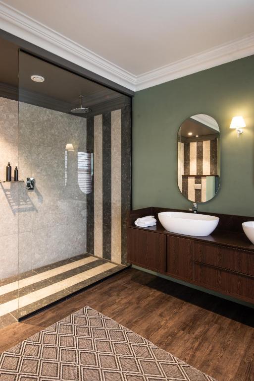 The Feather Hill Boutique Hotel photo