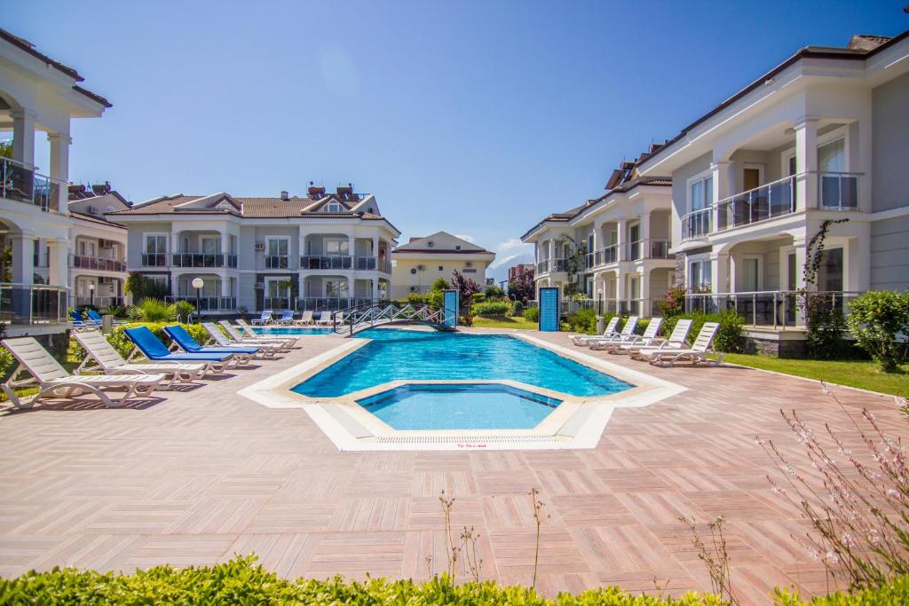 Legend Apartments photo