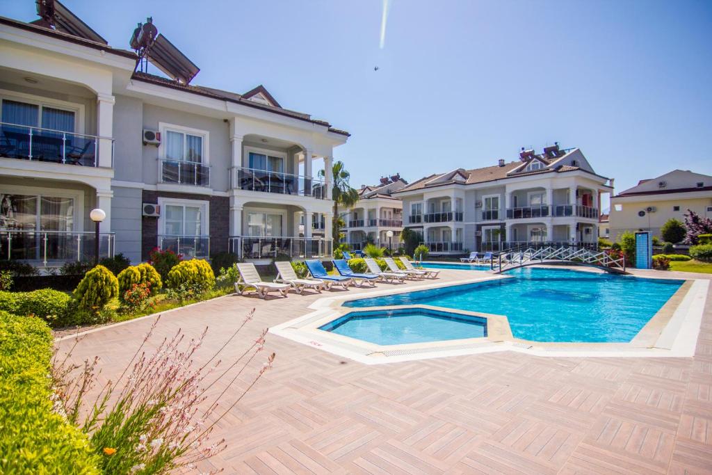 Legend Apartments photo