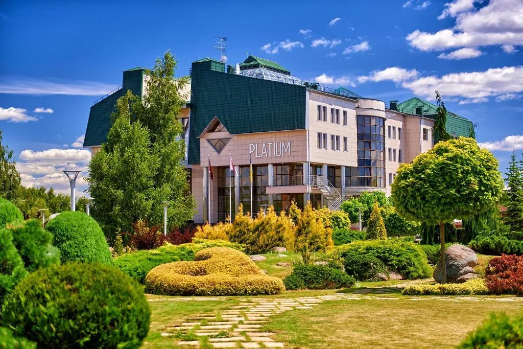 Platium Spa&Resort, hotel in Kozin