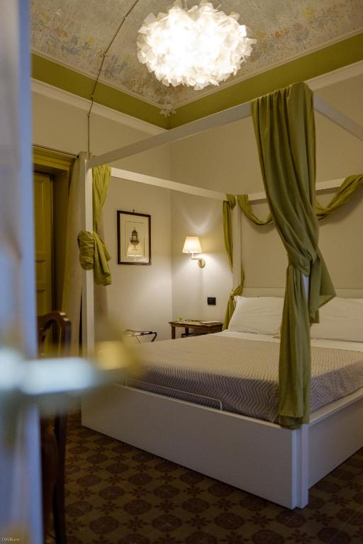 SEKELES Suites - 1